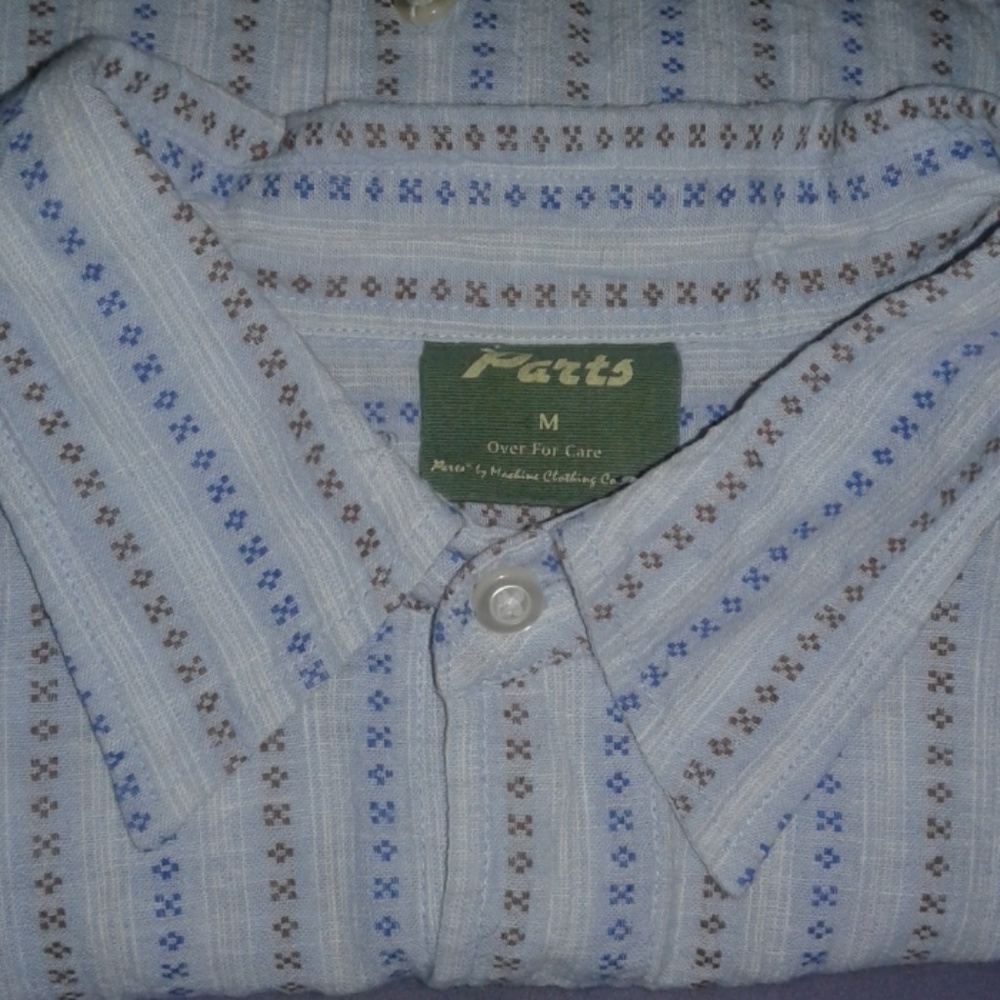 Linen casual blue button down medium